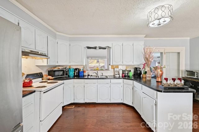 5075 Lewis Road, Gastonia, NC 28052