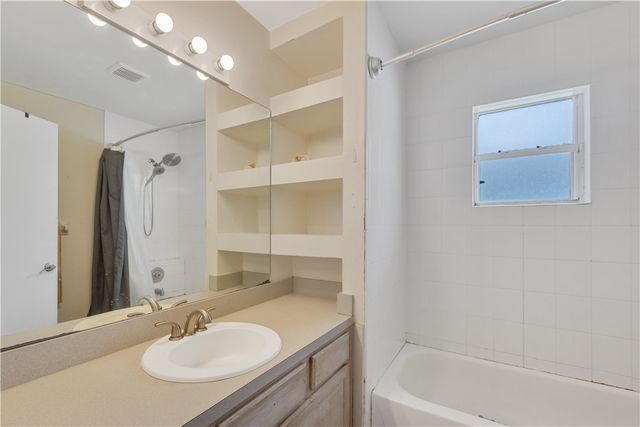 841 Tarpon Avenue, Sebastian, FL 32958