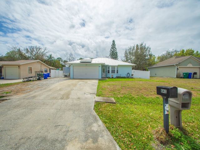 841 Tarpon Avenue, Sebastian, FL 32958