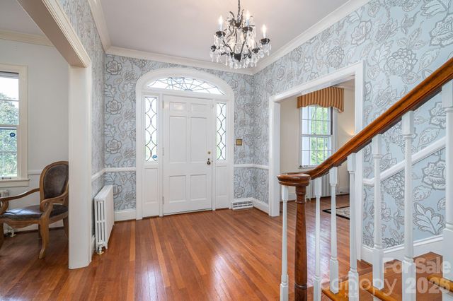 1233 General Hoke Drive, Lincolnton, NC 28092