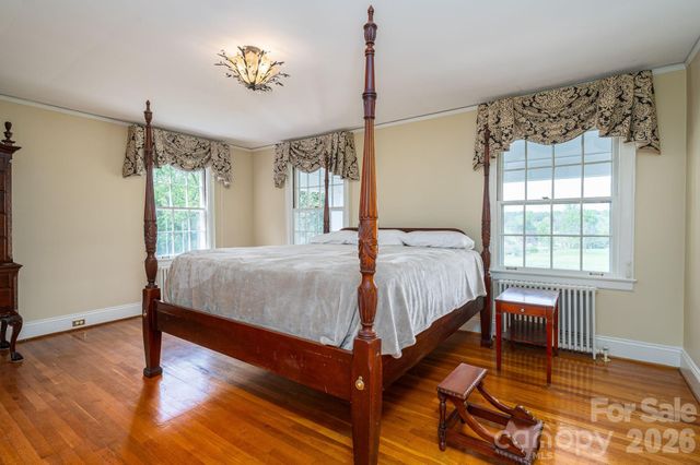 1233 General Hoke Drive, Lincolnton, NC 28092