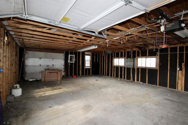 2177 Shopiere Road, Beloit, WI 53511