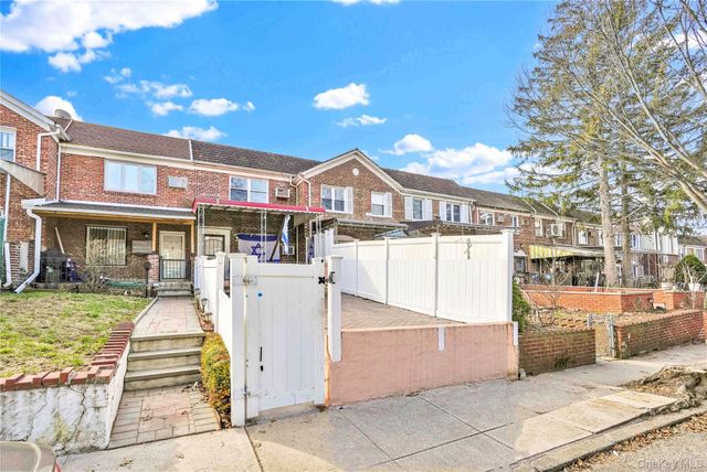 136-76 71st Road, Kew Garden Hills, NY 11367