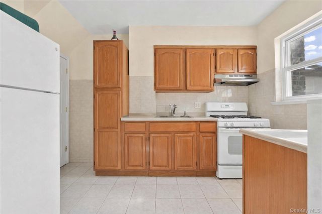 136-76 71st Road, Kew Garden Hills, NY 11367