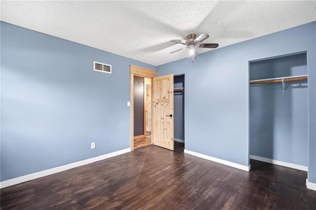 16916 HART Avenue, Independence, MO 64055