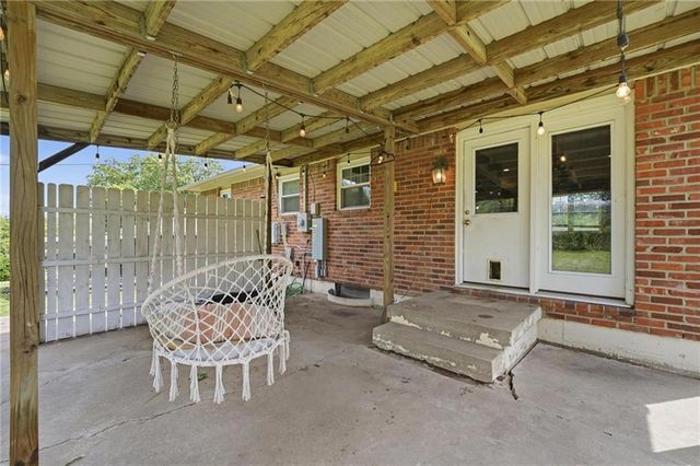 16916 HART Avenue, Independence, MO 64055