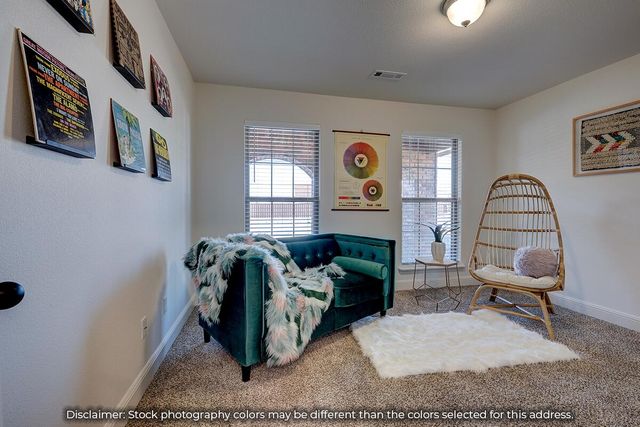 1413 E Riverton Road, Nixa, MO 65714