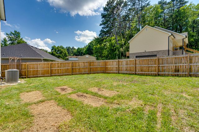 1329 Greenwood Road, Chattanooga, TN 37411