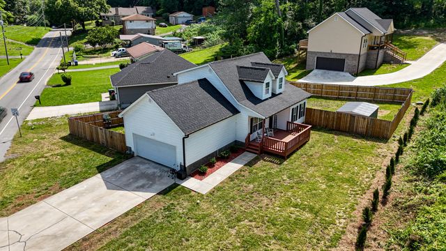 1329 Greenwood Road, Chattanooga, TN 37411