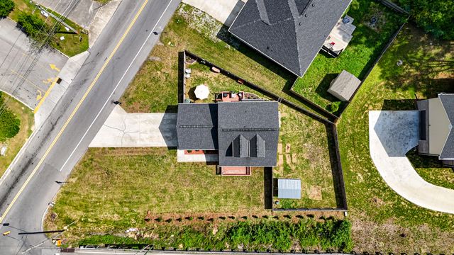 1329 Greenwood Road, Chattanooga, TN 37411