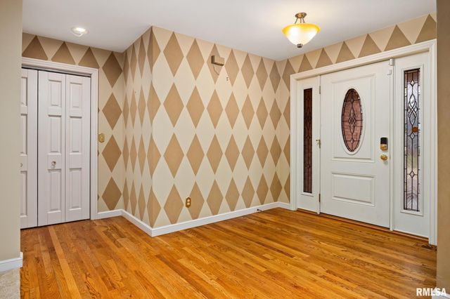 15 PENNSYLVANIA Court, Morton, IL 61550