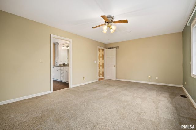 15 PENNSYLVANIA Court, Morton, IL 61550