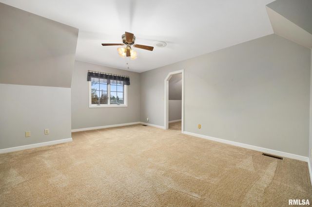 15 PENNSYLVANIA Court, Morton, IL 61550