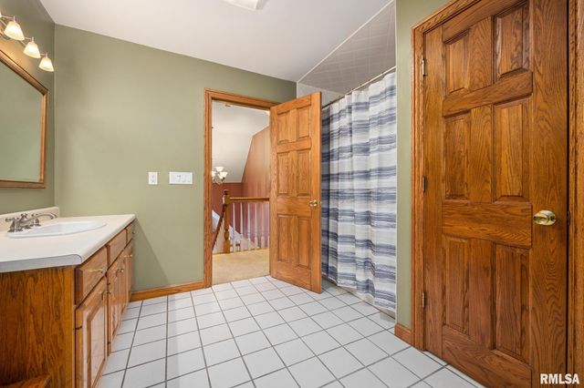 15 PENNSYLVANIA Court, Morton, IL 61550