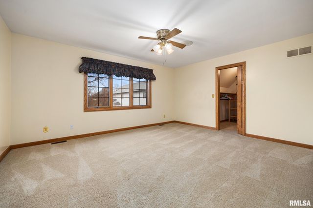 15 PENNSYLVANIA Court, Morton, IL 61550