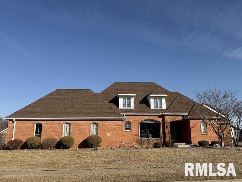 15 PENNSYLVANIA Court, Morton, IL 61550