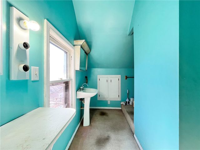 481 Lexington Avenue, Rochester, NY 14613