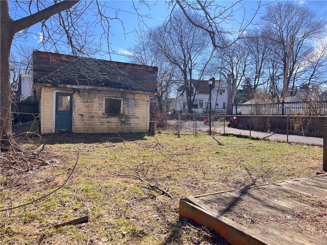 481 Lexington Avenue, Rochester, NY 14613