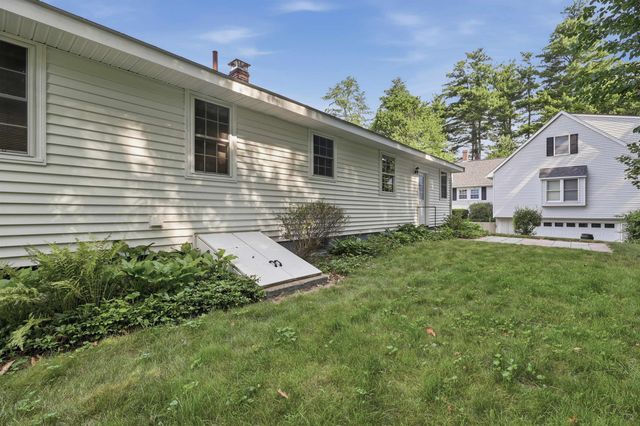 13 Sherman Street, Nashua, NH 03064