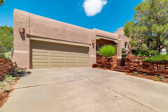 609 Vista de la Ciudad, Santa Fe, NM 87501