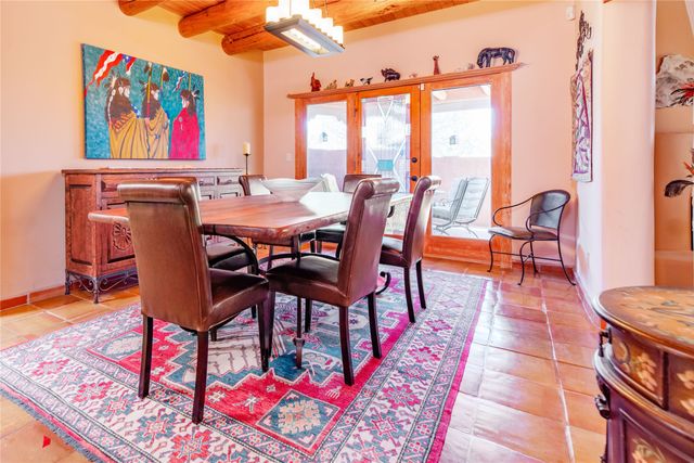 609 Vista de la Ciudad, Santa Fe, NM 87501