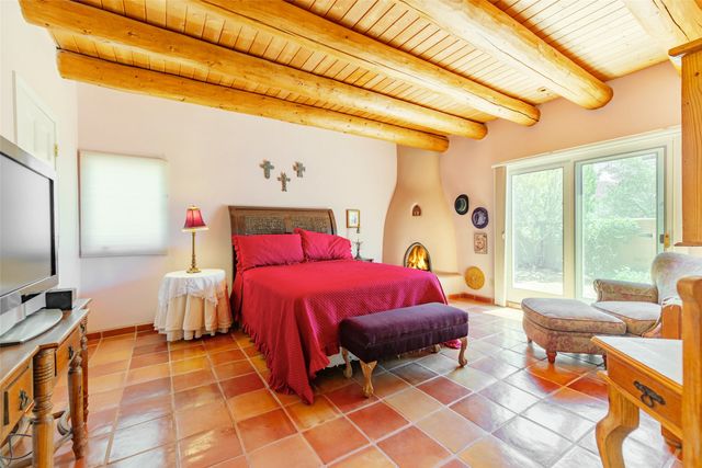 609 Vista de la Ciudad, Santa Fe, NM 87501