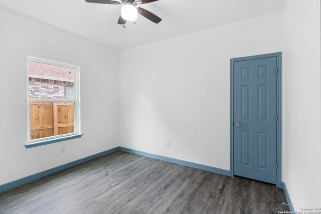 241 Hawthorne, San Antonio, TX 78214