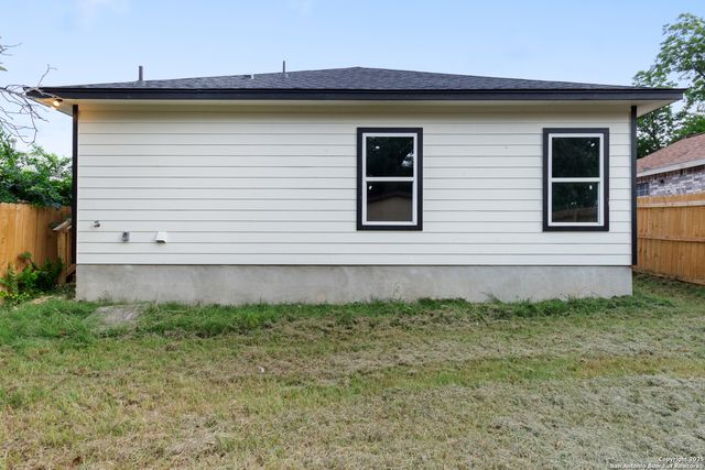 241 Hawthorne, San Antonio, TX 78214