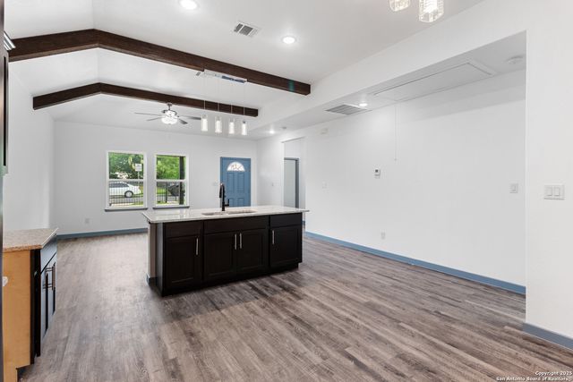 241 Hawthorne, San Antonio, TX 78214