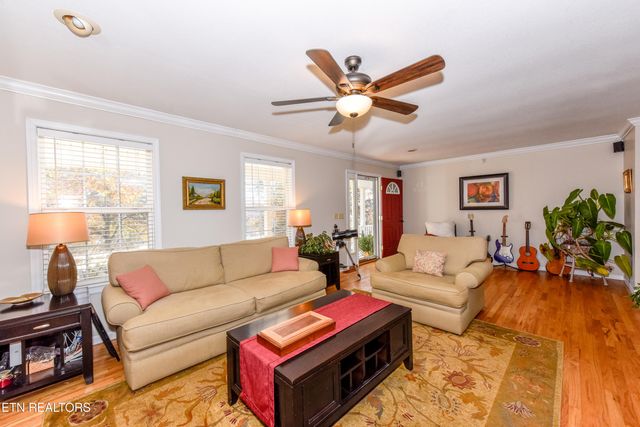 6063 Lindrick Lane, Maryville, TN 37801