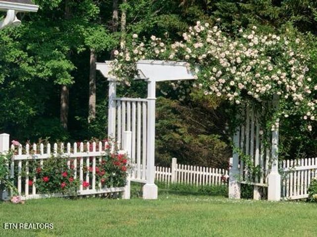 6063 Lindrick Lane, Maryville, TN 37801