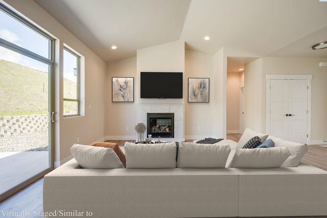 610 SW Wallowa, Pullman, WA 99163