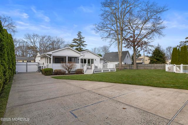 1704 Grove Street, Wall, NJ 07719