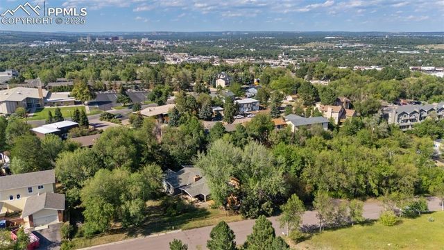 10 Haney Road, Colorado Springs, CO 80906