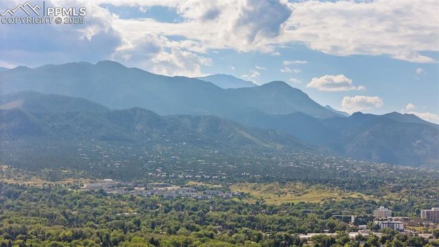 10 Haney Road, Colorado Springs, CO 80906