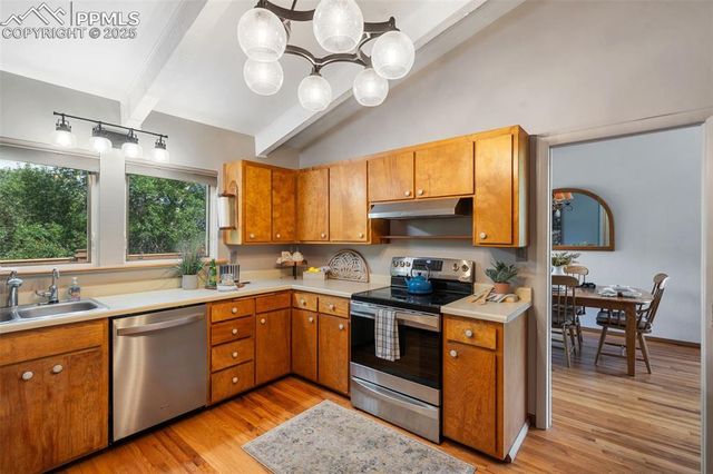 10 Haney Road, Colorado Springs, CO 80906