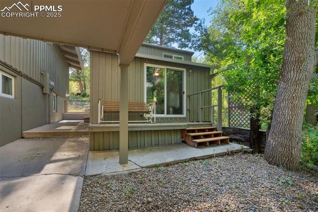 10 Haney Road, Colorado Springs, CO 80906