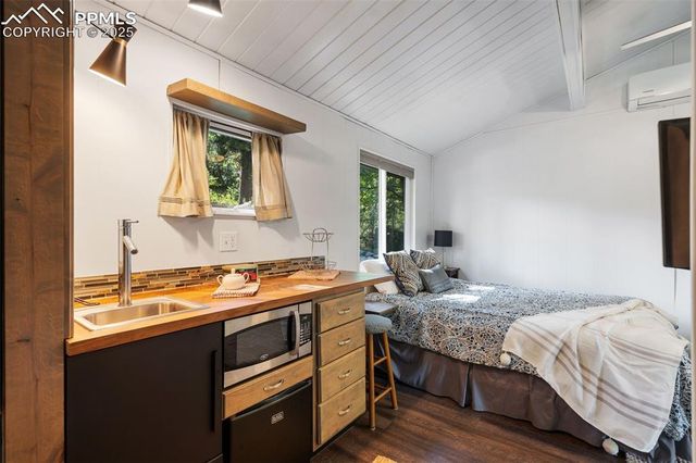 10 Haney Road, Colorado Springs, CO 80906