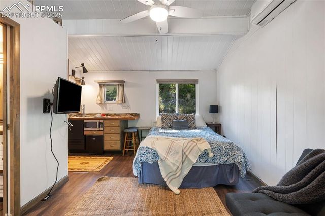 10 Haney Road, Colorado Springs, CO 80906