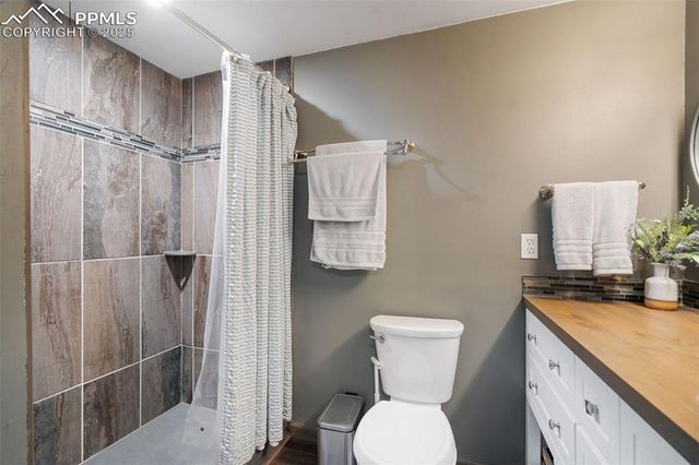 10 Haney Road, Colorado Springs, CO 80906