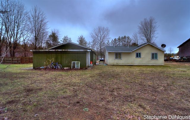1362 W Mcmillan Road, Muskegon, MI 49445