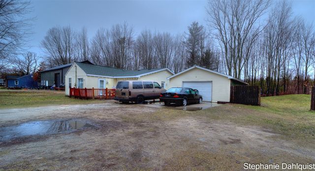 1362 W Mcmillan Road, Muskegon, MI 49445