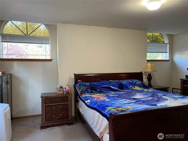 12810 82nd Avenue Ct E, Puyallup, WA 98373