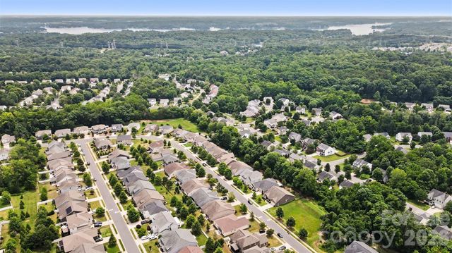 1284 Kings Grove Drive, York, SC 29745