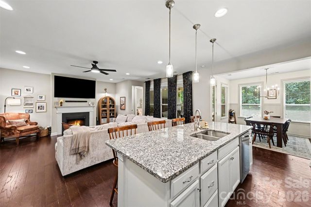 1284 Kings Grove Drive, York, SC 29745