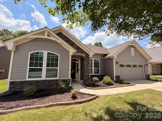 1284 Kings Grove Drive, York, SC 29745