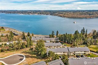 1725 W Sunn Fjord Lane #J-203, Bremerton, WA 98312