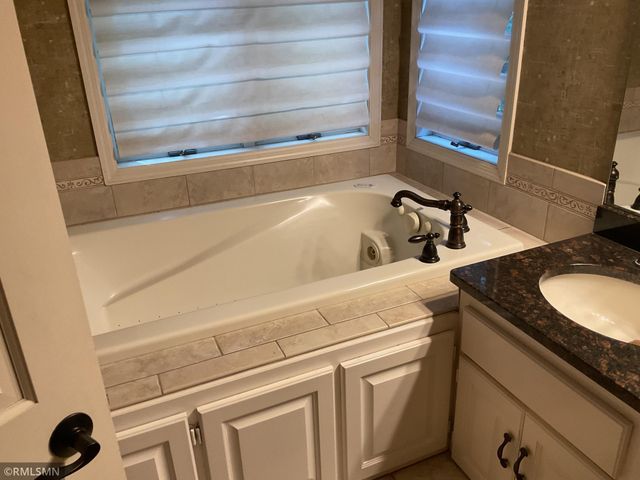 2139 14th Avenue E, North Saint Paul, MN 55109