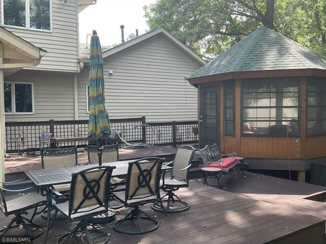 2139 14th Avenue E, North Saint Paul, MN 55109