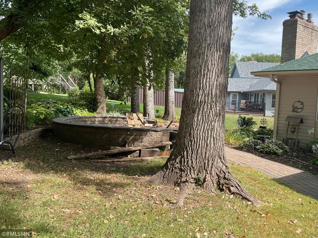 2139 14th Avenue E, North Saint Paul, MN 55109 — photo 5